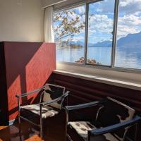 Villa Le Lac Le Corbusier en Suisse. Vue sur la première fenêtre panoramique